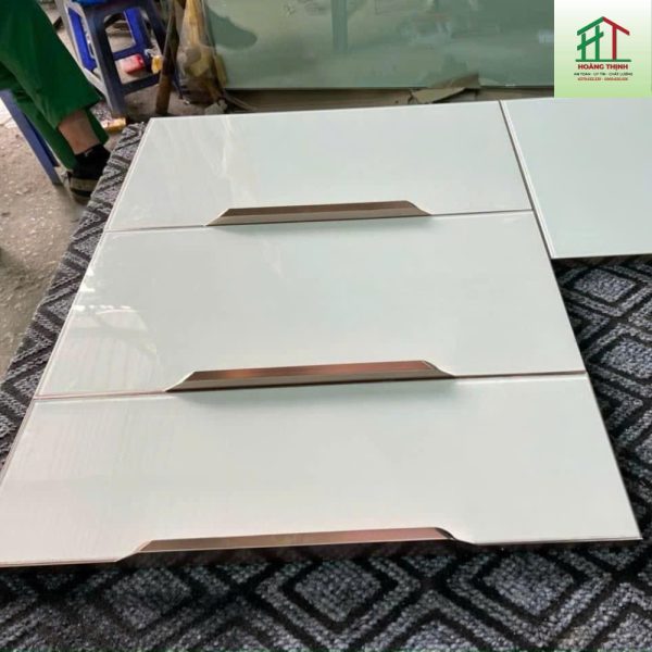 Cánh Kính Tủ Bếp CB03