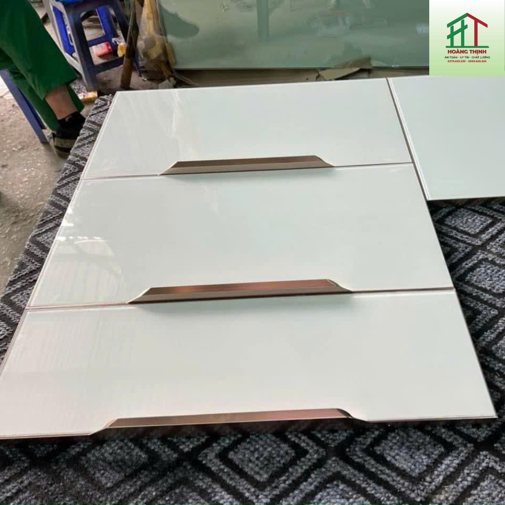 Cánh Kính Tủ Bếp CB03